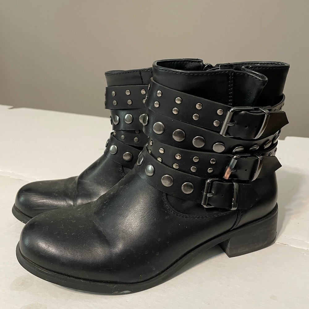 prima Donna - black faux leather ankle boots -with studded straps Size 36